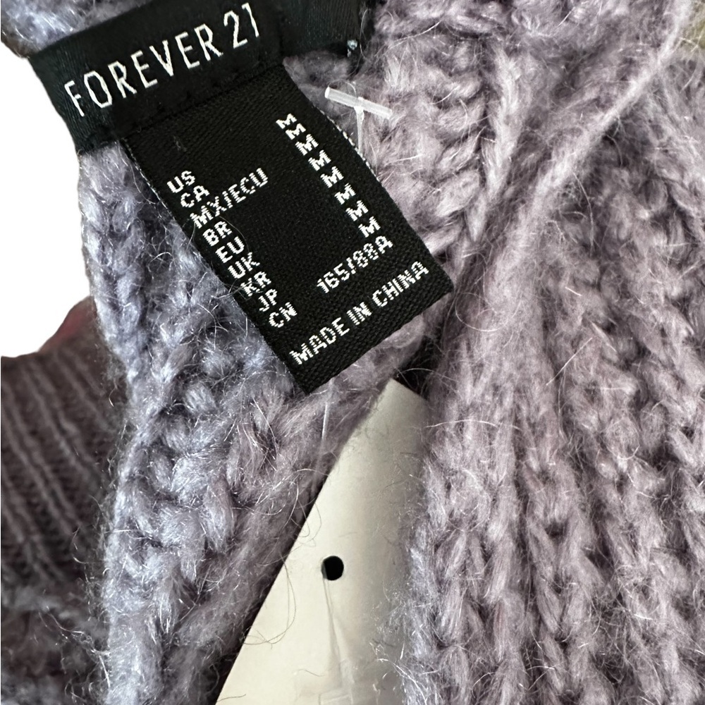 Forever 21 Lavender Deep-V Sweater - Picture 4 of 4